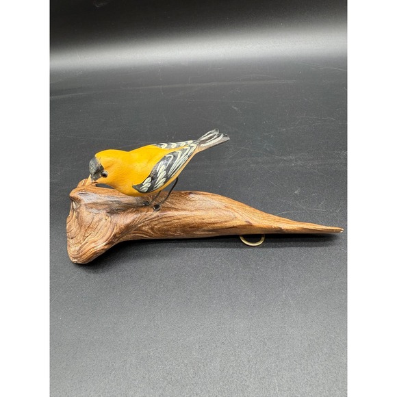 Vintage Hand Carved Painted Wooden Goldfinch Bird Figurine on Driftwood Base - Picture 1 of 8